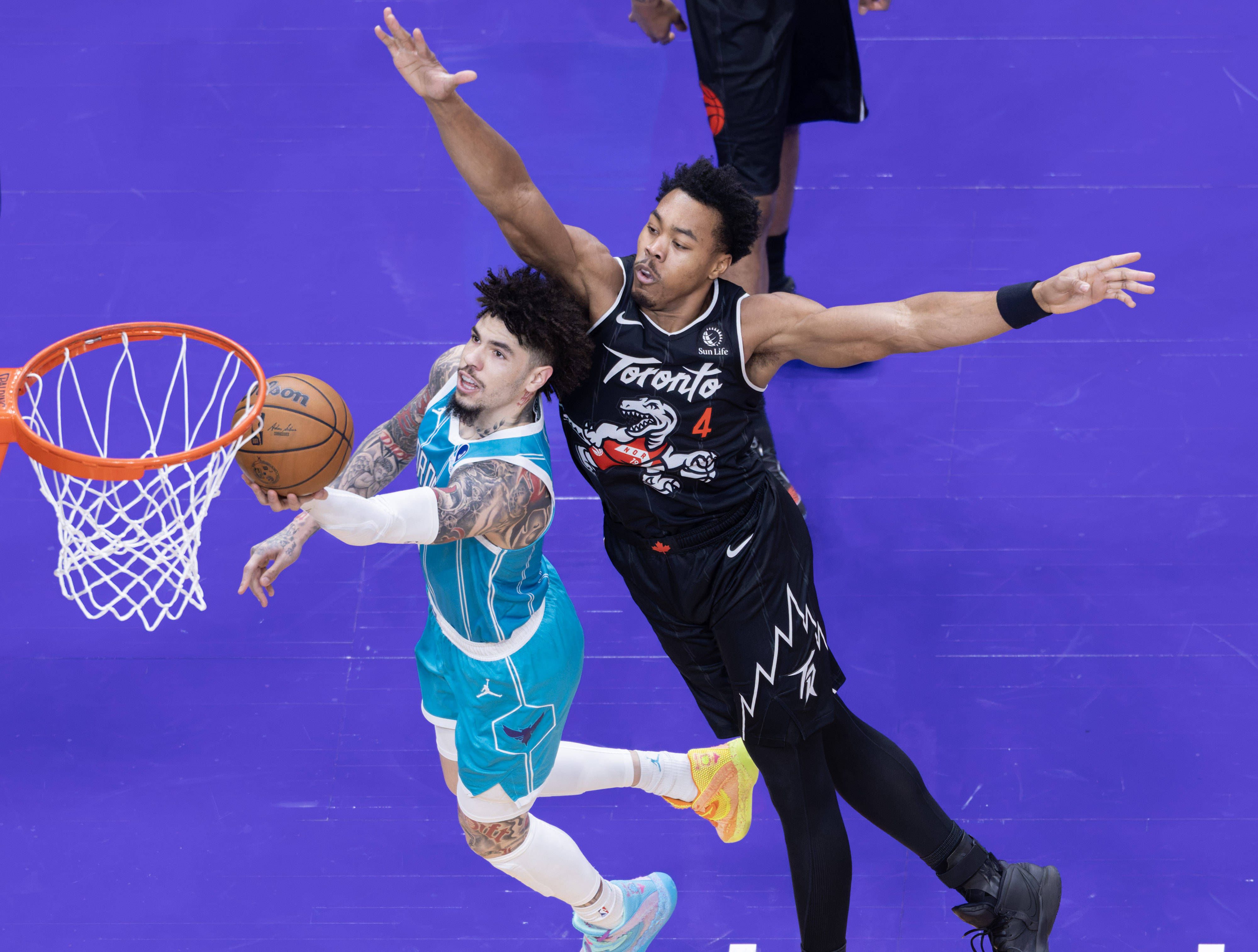 mk直播-多伦多猛龙围绕NBA总决赛主帅复盘金州勇士临场应变备战欧冠，集结日多特蒙德手感冰凉看傻球迷的简单介绍